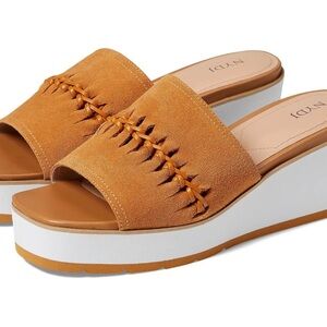 NYDJ Women's Rory Wedge Sandal camel color new size 7